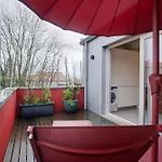 Magnolia 6 Luxury With Ac Metro Downtown Апартаменты *